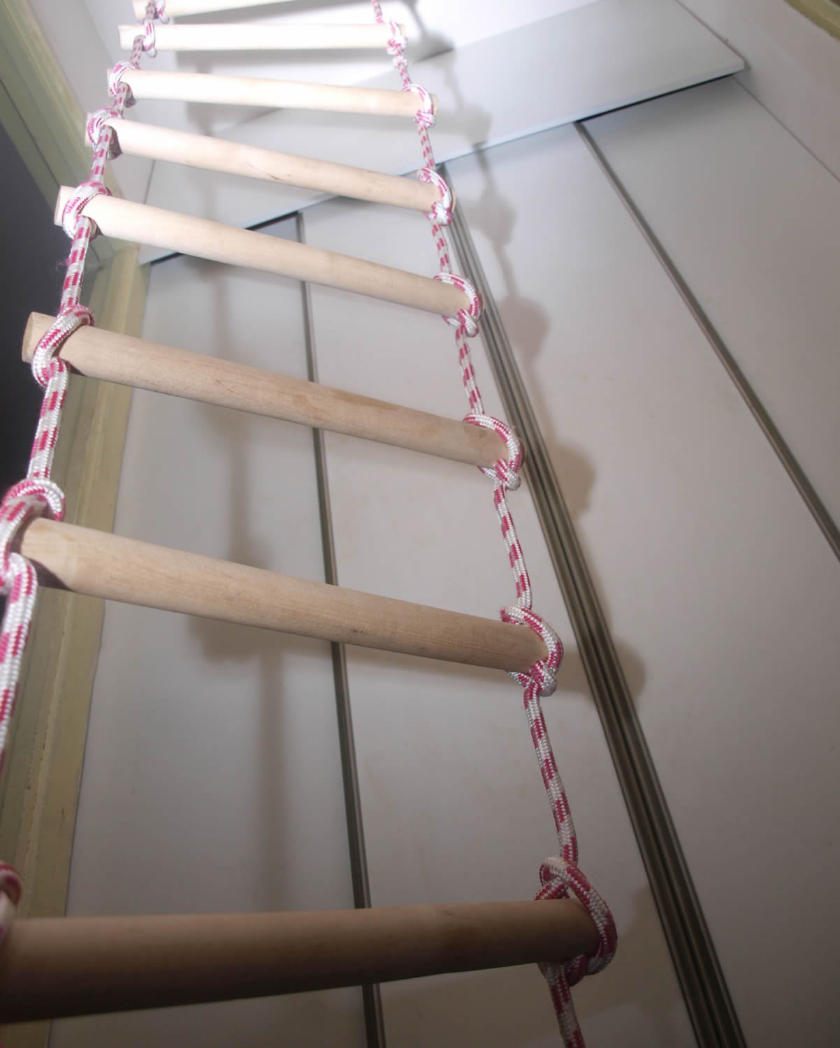 Веревочная лестница на чердак